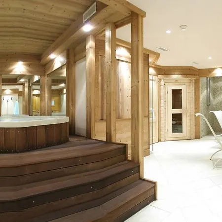 Sleeps 8 Pool Wifi